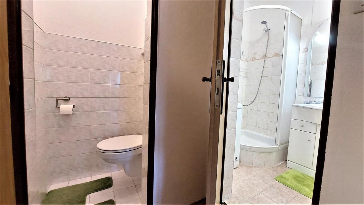 "Like A Home" Apartment Pozsony Kültér fotó